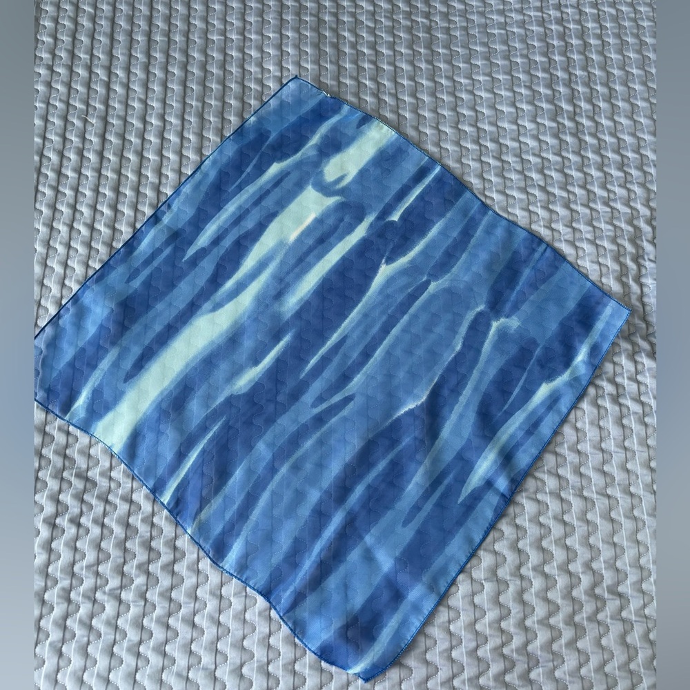 Scarves - Picture 5 of 7